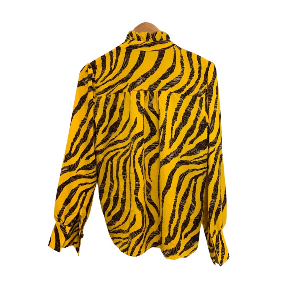 JJ’s Fairyland Animal Print Ruffled Blouse - Picture 5 of 5